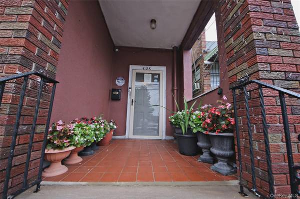 3128 Seymour AVE, Bronx, NY 10469