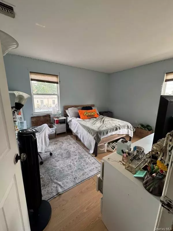East Rockaway, NY 11518,70 Waldo Avenue