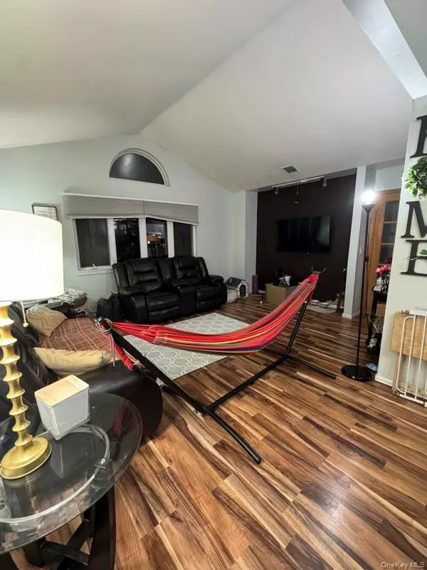 East Rockaway, NY 11518,70 Waldo Avenue