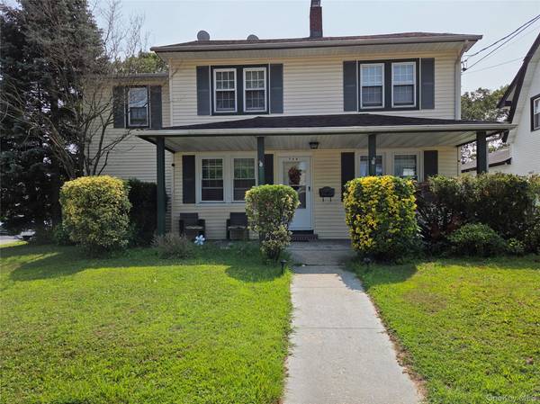 768 Glover Pl DR, Baldwin, NY 11510