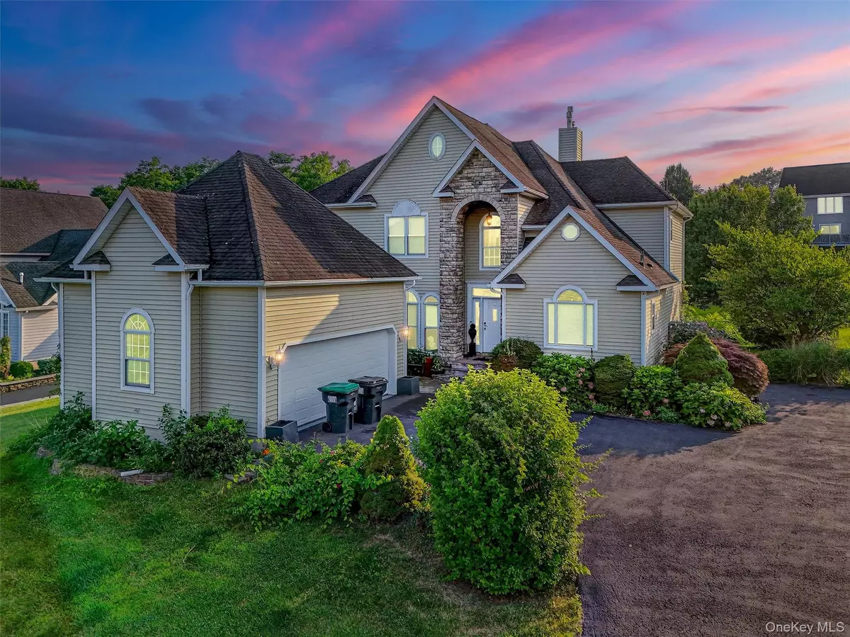 Saugerties, NY 12477,67 Latham CIR