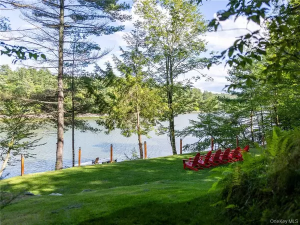 Lumberland, NY 12737,497 Woodstone TRL