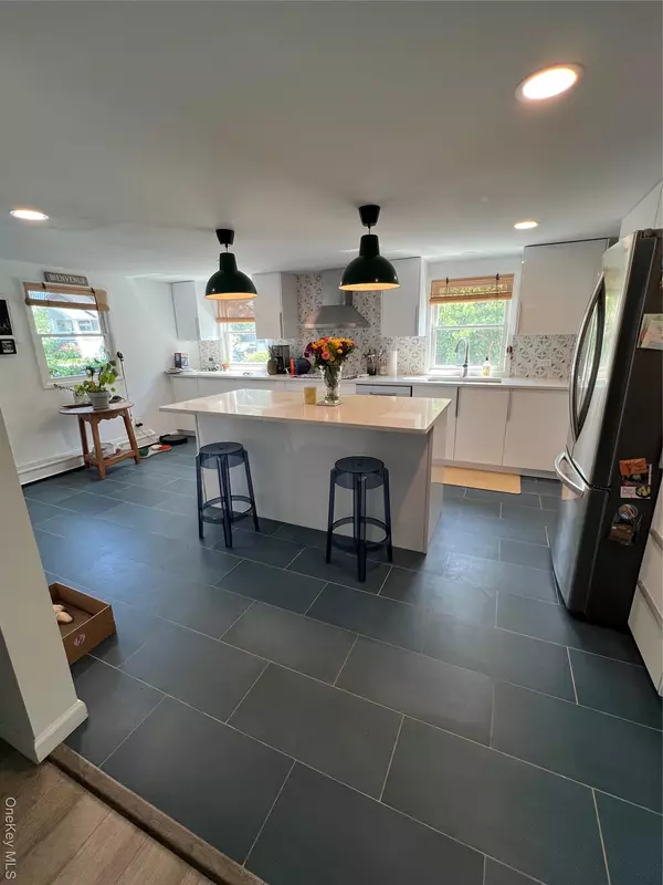 Patchogue, NY 11772,1 Leo ST