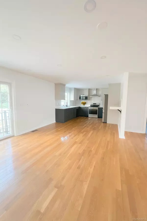 Yonkers, NY 10703,Address not disclosed
