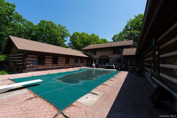 Lagrangeville, NY 12540,498 Rossway RD