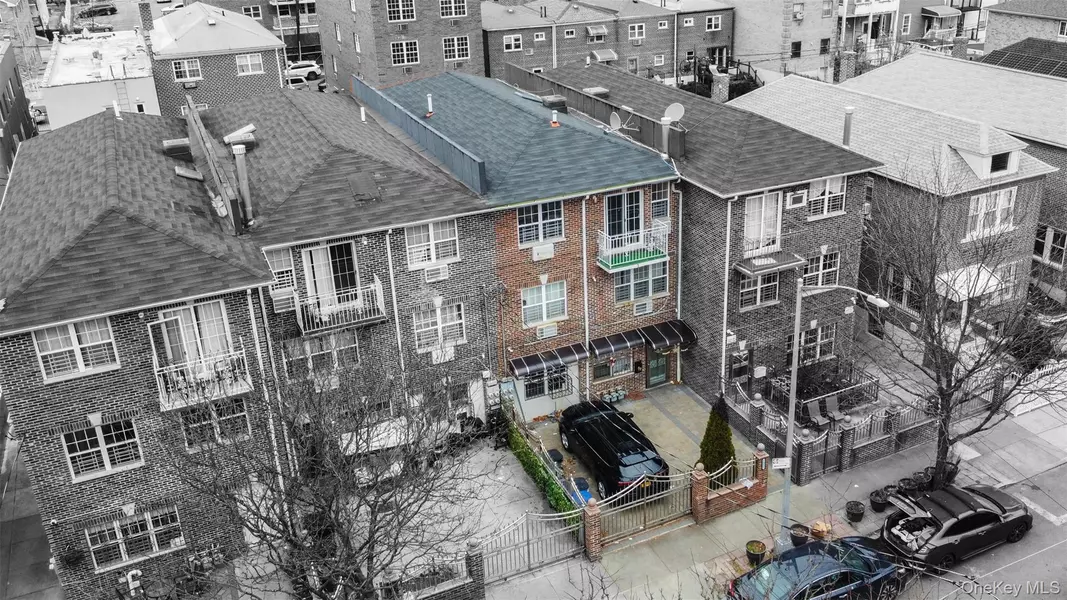 2027 Chatterton AVE, Bronx, NY 10472