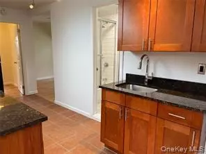 Woodhaven, NY 11421,85-04 89 ST #3