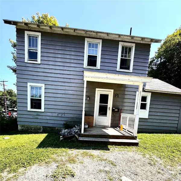 1 1/2 Center ST #1, Ellenville, NY 12428