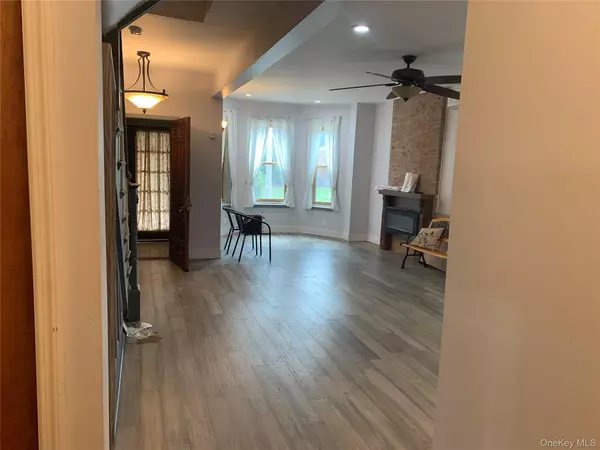 Newburgh, NY 12550,28 Courtney AVE