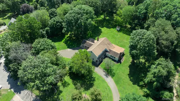Nissequogue, NY 11780,9 Holly LN