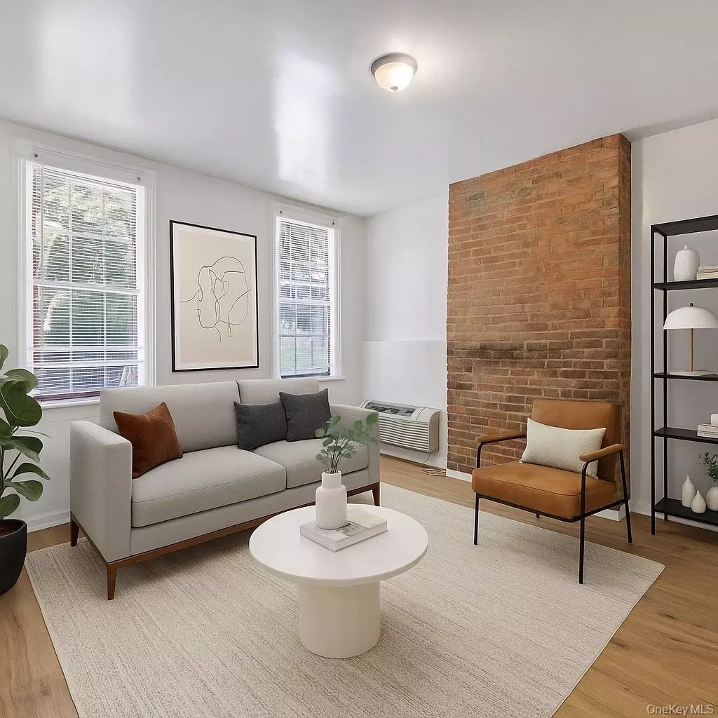 Newburgh, NY 12550,160 Lander ST