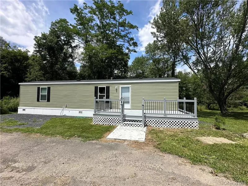 735 Dosen, Middletown, NY 10940