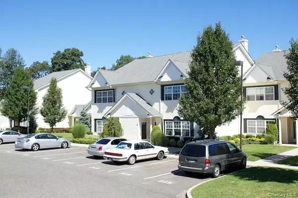 Medford, NY 11763,205 Center CT #205