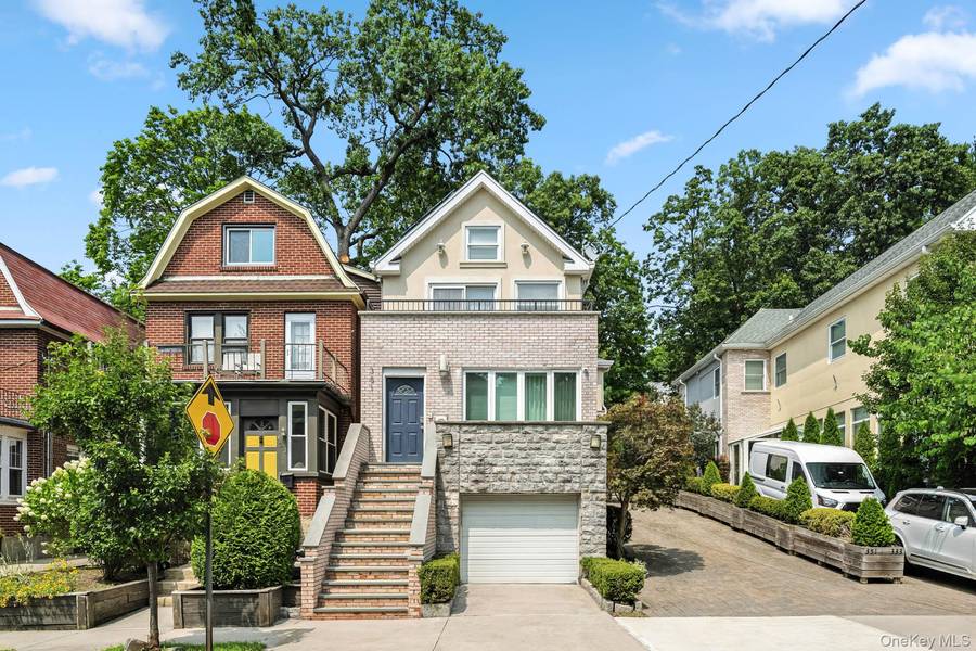 351 W 262nd ST, Bronx, NY 10471