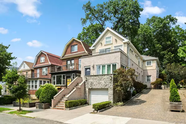 Bronx, NY 10471,351 W 262nd ST