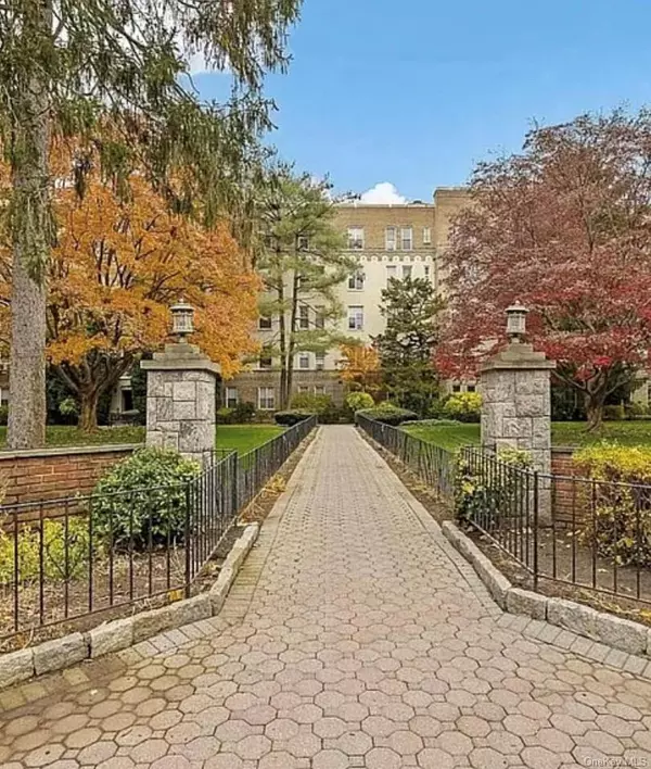 Mount Vernon, NY 10552,472 Gramatan AVE #Bldg. 1, Unit D1