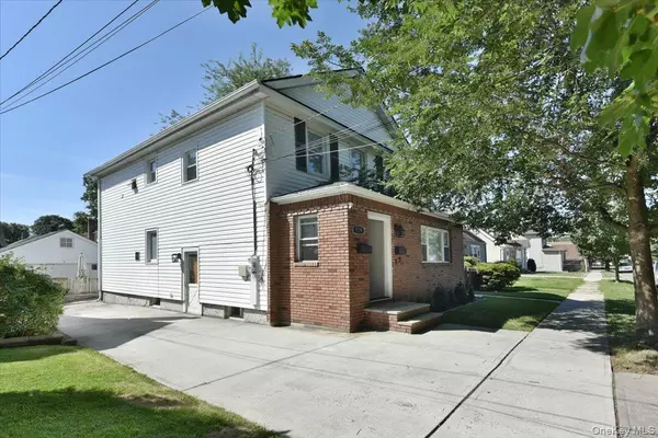 Williston Park, NY 11596,119 Sheridan AVE
