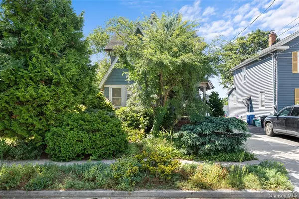 Lynbrook, NY 11563,44 Madison ST