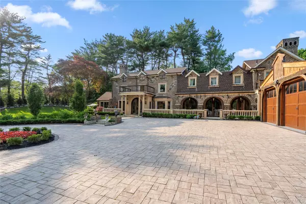Old Westbury, NY 11568,213 Guinea Woods RD
