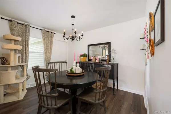 Poughkeepsie, NY 12603,148 Bower RD