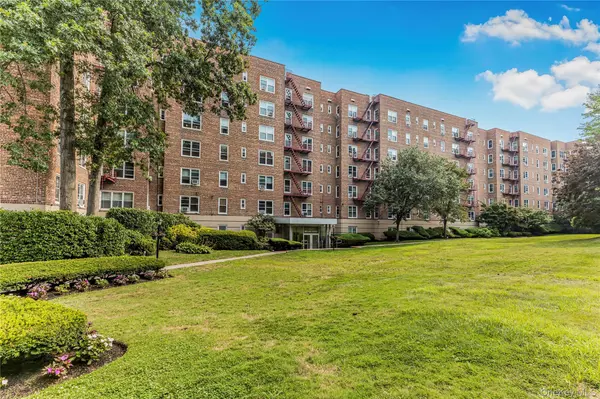 Yonkers, NY 10704,1300 Midland AVE #C64