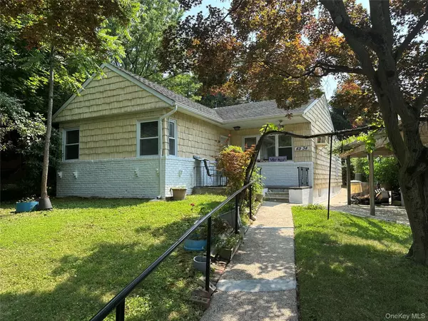 4934 Little Neck Pkwy, Little Neck, NY 11362