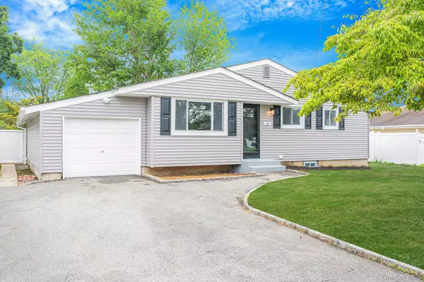 11 W 11 ST, Deer Park, NY 11729