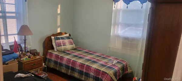 Springfield Gardens, NY 11413,139-22 182 ST
