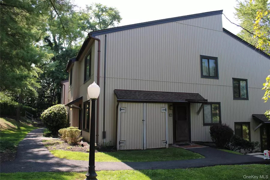 3303 Pine Cone CT, Poughkeepsie, NY 12603