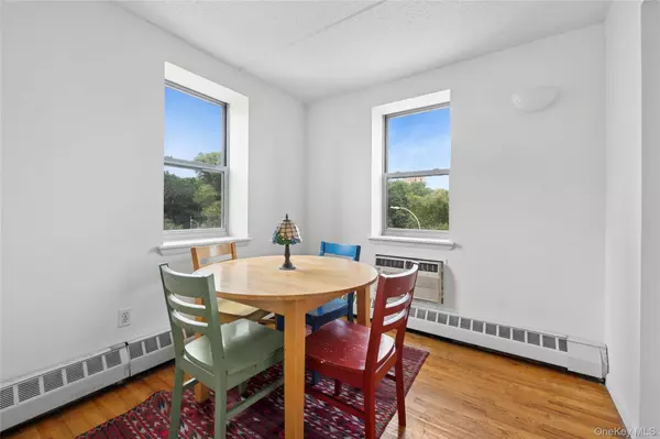 New York (manhattan), NY 10035,1831 madison AVE #4E