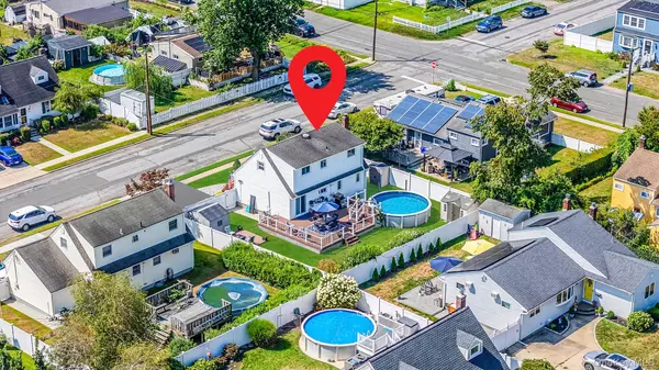 West Babylon, NY 11704,87 Ecker AVE