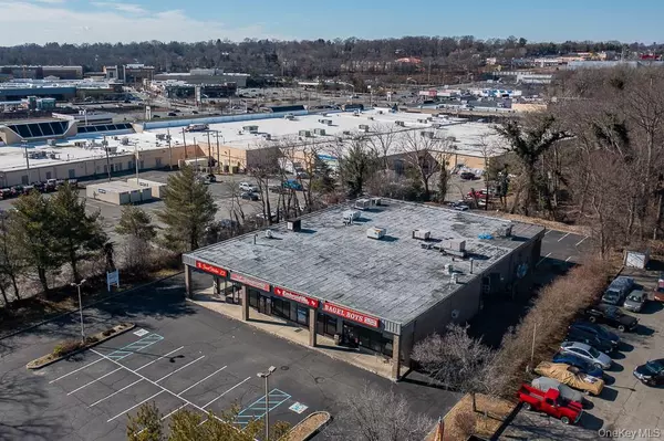 Nanuet, NY 10954,27 Middletown #4