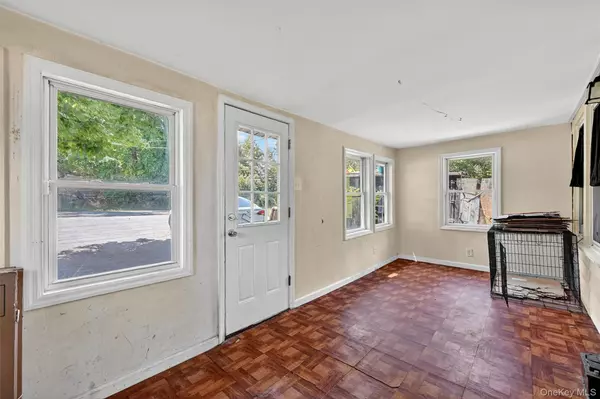 Middletown, NY 10940,1538 Route 211