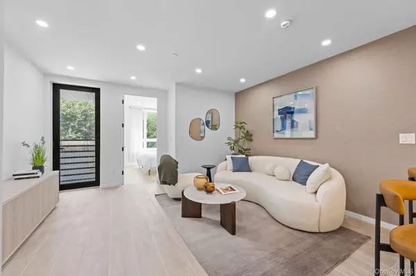 Brooklyn, NY 11237,366 Harman ST #2R