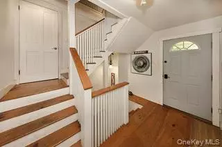 Airmont, NY 10952,456 Saddle River RD