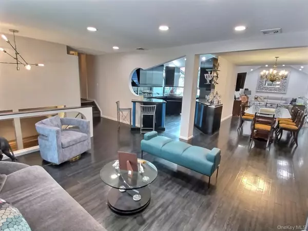 Oceanside, NY 11572,417 Bunker DR