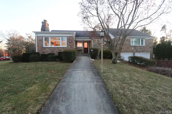 Garden City, NY 11530,2 Pell TER