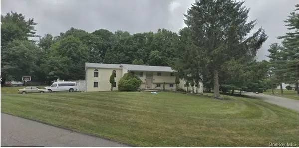 Airmont, NY 10952,7 Eleanor PL