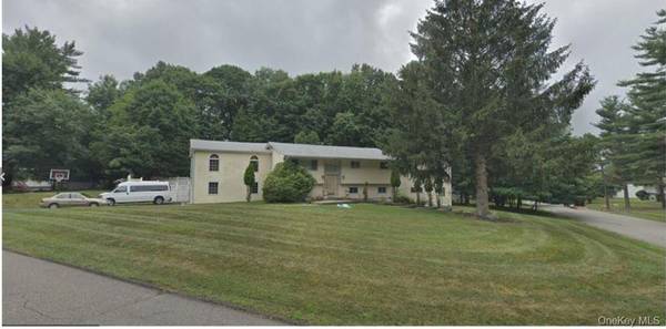 Airmont, NY 10952,7 Eleanor PL