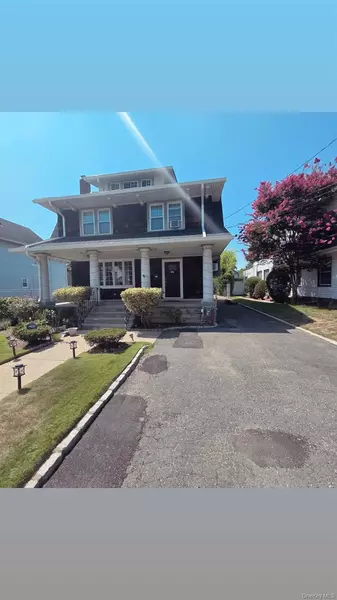 127 Hempstead AVE, Lynbrook, NY 11563