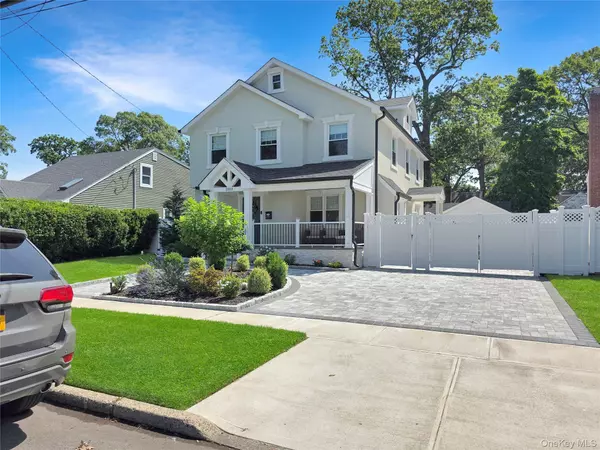 Oceanside, NY 11572,2593 Loftus AVE