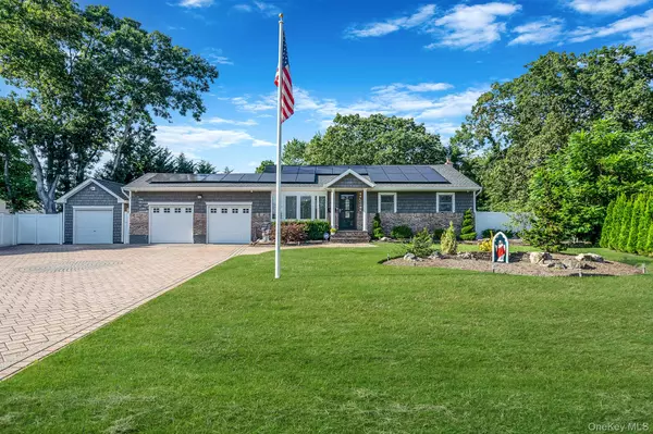 West Babylon, NY 11704,7 Rosella CT