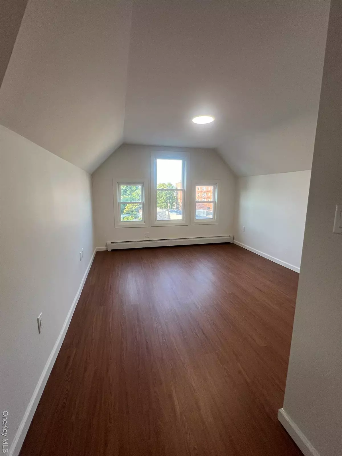 Mount Vernon, NY 10550,14 Elm ST #3