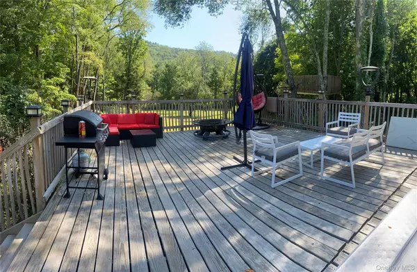 Tannersville, NY 12485,27 Lake View AVE