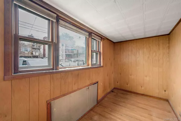 Bronx, NY 10465,556 Ellsworth AVE