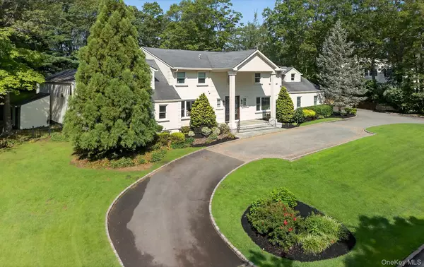 Woodbury, NY 11797,182 Yukon DR