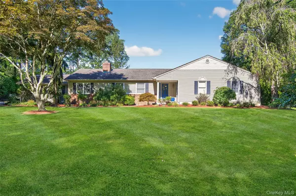 Northport, NY 11768,15 Bonnie DR