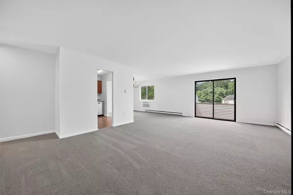 Wappingers Falls, NY 12590,16 Scarborough LN #C