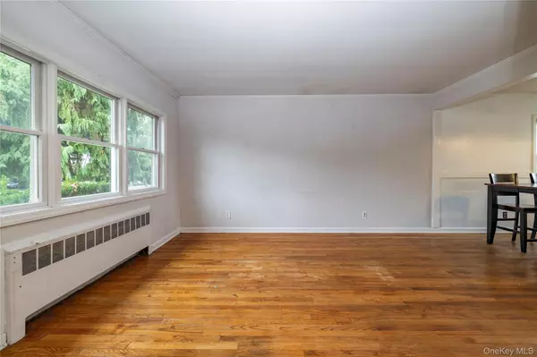 South Hempstead, NY 11550,578 Irene ST