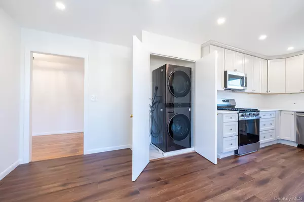 West Harrison, NY 10604,107 E Woodside AVE #2